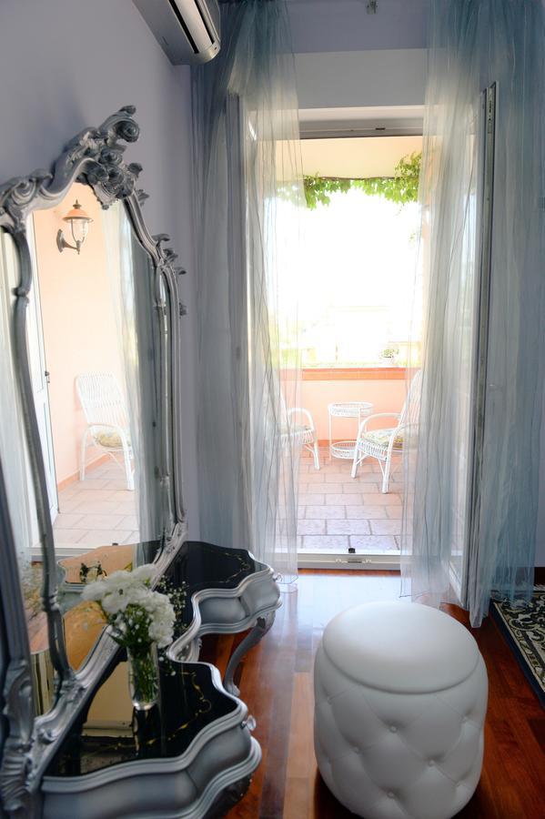 Hb Le Suites Del Giardino Taranto Exterior photo